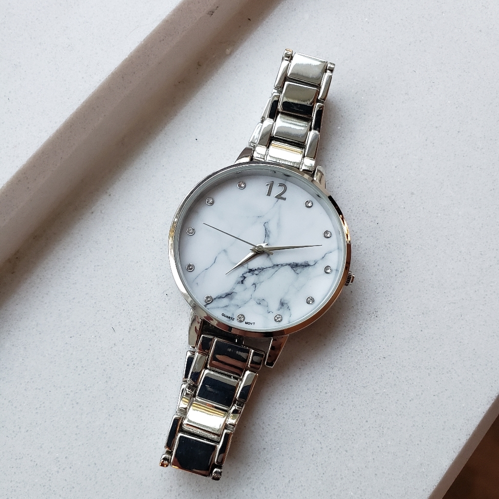 Geneva JustFab women watch.